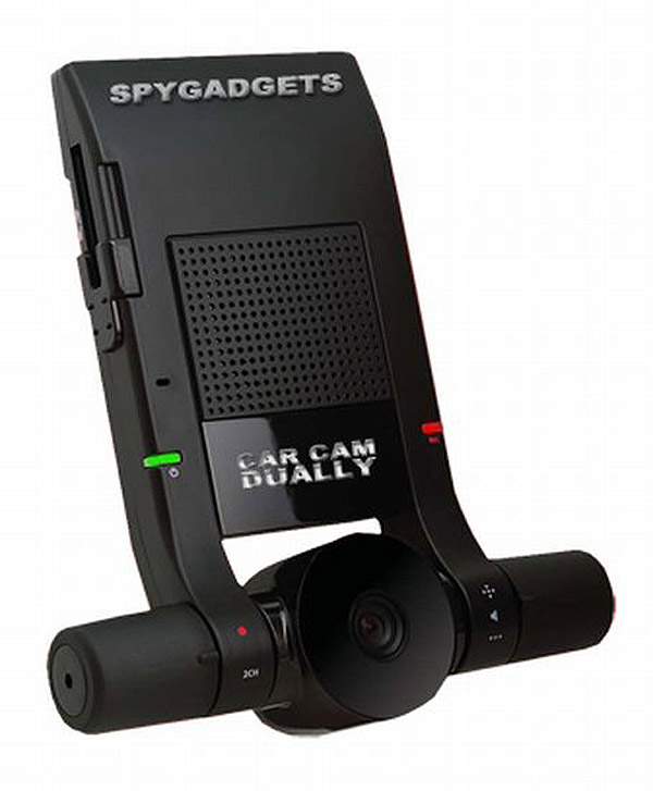 Car Cam Dually, doble cámara de vigilancia con GPS y sensor de movimiento