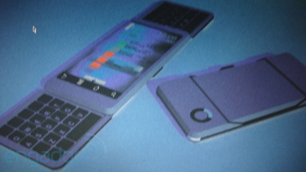 Motorola MotoSplit, nuevo móvil con Android y teclado QWERTY deslizante