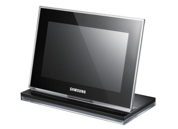 Samsung 700Z, marco digital con pantalla OLED