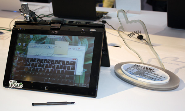 Asus-Eee-PC-T101MT-02