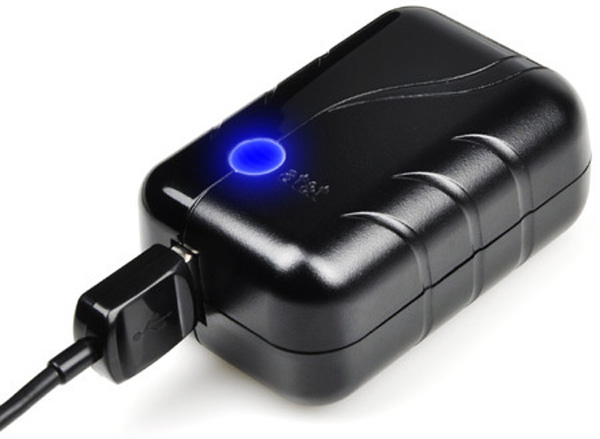 Zero Charger, un cargador USB para móviles con vocación ecológica