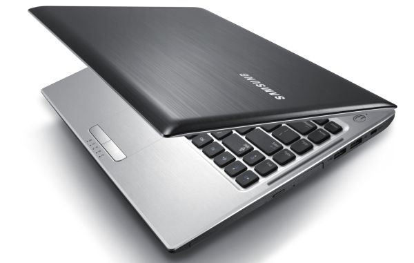 Samsung NP-Q330-JS011, ordenador portátil rápido y extraplano