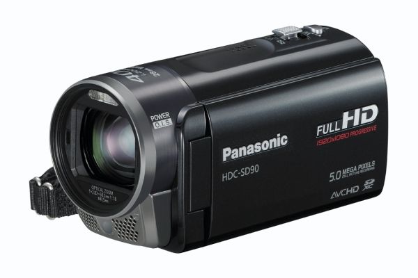 Panasonic HDC-SD90, videocámara que graba en 3D con un objetivo 3D opcional
