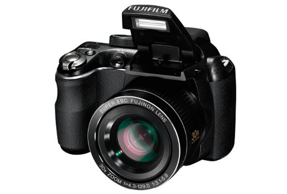 Fujifilm FinePix S4000, cámara fotográfica bridge con zoom de 30 aumentos