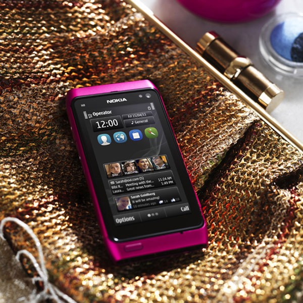 Nokia N8 rosa, el buque insignia de Nokia se viste de color rosa
