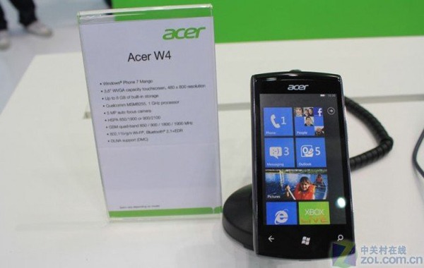 Acer-W4-foto1