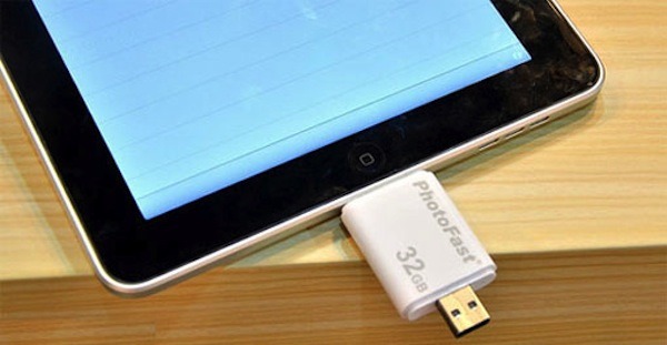 PhotoFast-i-Flash-Drive-2
