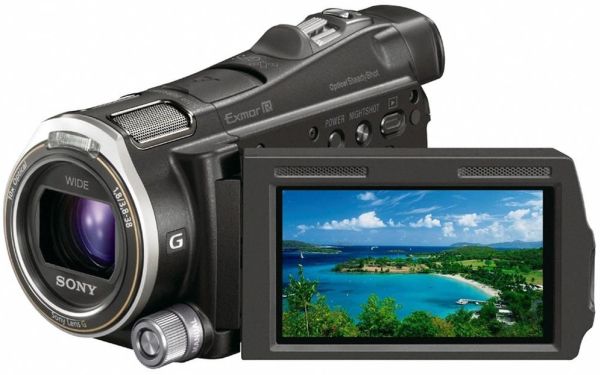Sony HDR-CX700V Handycam, una videocámara ligera con 96 GB de memoria interna
