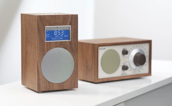 Tivoli Audio Modelo 10, un radio-despertador para amanecer con clase