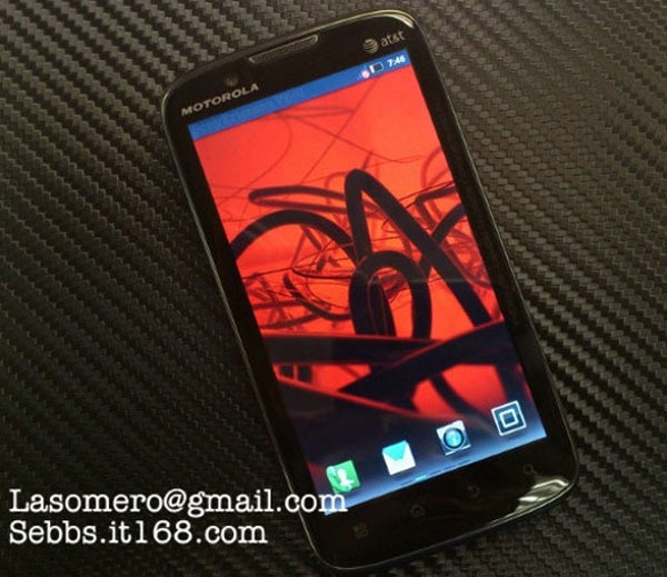 Motorola Atrix II, primeras fotos filtradas del nuevo Motorola Atrix