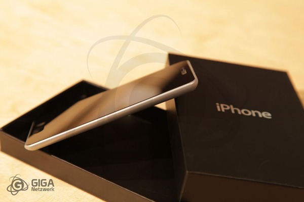 Crean una maqueta del iPhone 5 con materiales reales