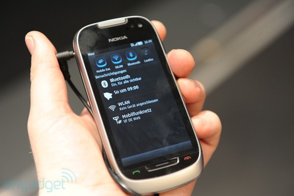 Nuevas imágenes del Nokia 701