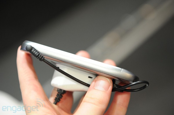 nokia-701_02
