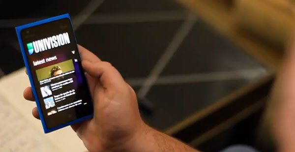 Nokia Lumia 900 03