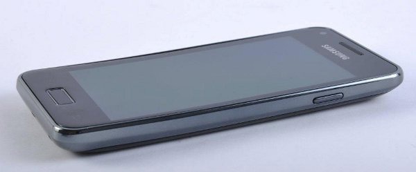 Samsung Galaxy S Advance 03