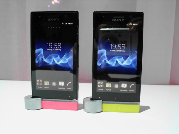 Sony Xperia U 01