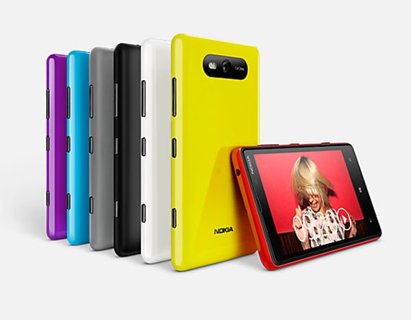 Nokia Lumia 820 04