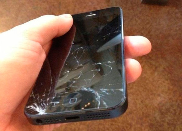 iPhone 5 pantalla rota 01