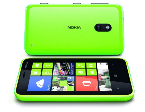 Nokia Lumia 620 03
