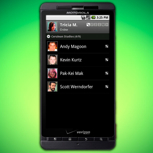 Cómo combinar o borrar contactos duplicados en Android