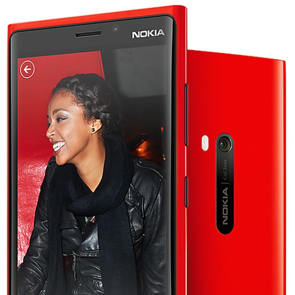 Nokia Lumia 920 03