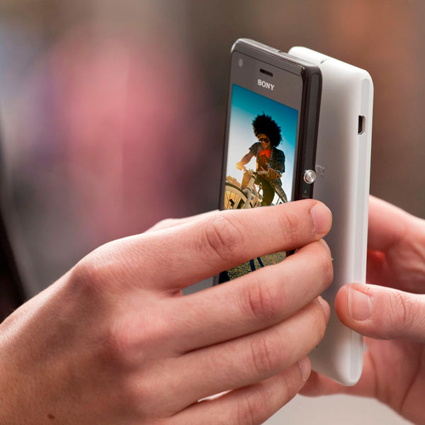 Sony Xperia M 03