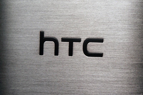 HTC M8 back